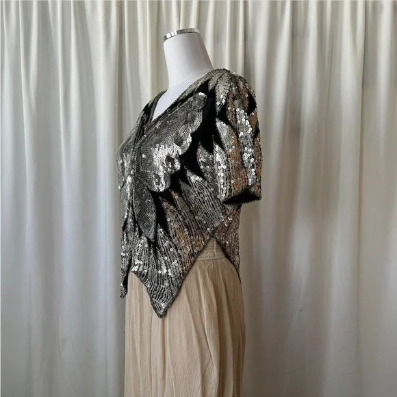 Vintage 1980's Silk Silver Sequins Butterfly Top. - Picture 4 of 8
